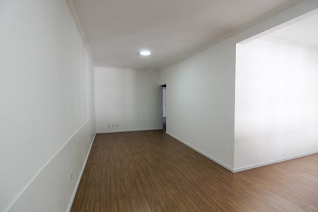 Sala de casa para alugar com 3 quartos, 200m² em Conjunto Residencial Butanta, São Paulo