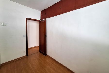 Quarto 1 de apartamento para alugar com 2 quartos, 54m² em Barreto, Niterói