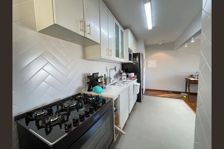 Apartamento à venda com 75m², 3 quartos e 2 vagasCozinha e Área de Serviço
