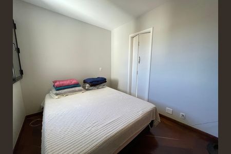 Apartamento à venda com 75m², 3 quartos e 2 vagasQuarto 1