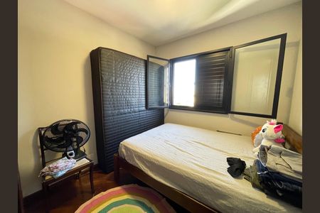 Apartamento à venda com 75m², 3 quartos e 2 vagasQuarto 3