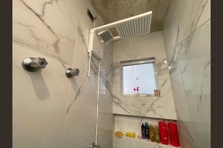 Apartamento à venda com 75m², 3 quartos e 2 vagasBanheiro Social