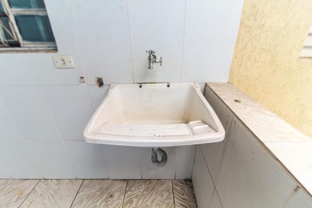 Casa para alugar com 90m², 2 quartos e 1 vagaÁrea de Serviço
