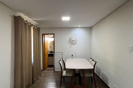 Casa para alugar com 120m², 1 quarto e 2 vagas Casa para alugar com 120m², 1 quarto e 2 vagasSala