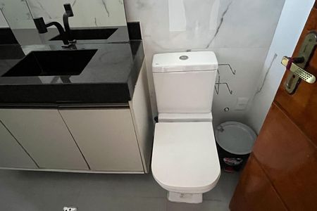 Casa para alugar com 120m², 1 quarto e 2 vagas Casa para alugar com 120m², 1 quarto e 2 vagasBanheiro da Suíte