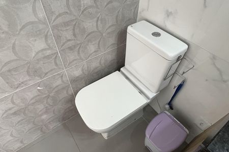 Casa para alugar com 120m², 1 quarto e 2 vagas Casa para alugar com 120m², 1 quarto e 2 vagasBanheiro da Suíte