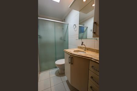 Banheiro de apartamento para alugar com 3 quartos, 67m² em Jardim Nova Indaia, Indaiatuba