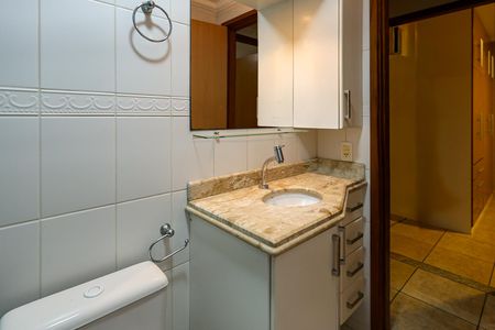 Apartamento para alugar com 67m², 3 quartos e 1 vaga Apartamento para alugar com 67m², 3 quartos e 1 vagaBanheiro