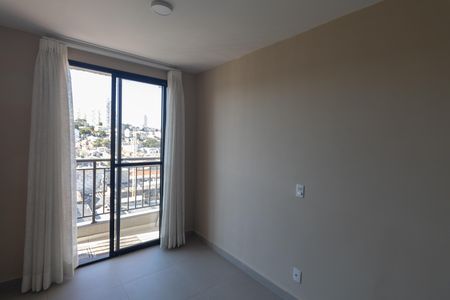 Apartamento para alugar com 37m², 2 quartos e 1 vagaSala