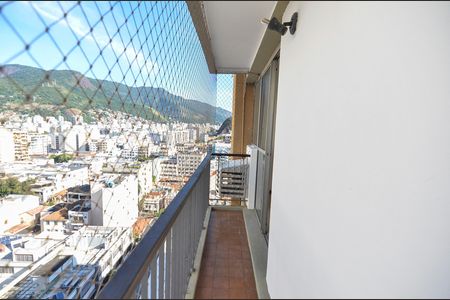 Apartamento para alugar com 88m², 2 quartos e 1 vaga Apartamento para alugar com 88m², 2 quartos e 1 vagaSala