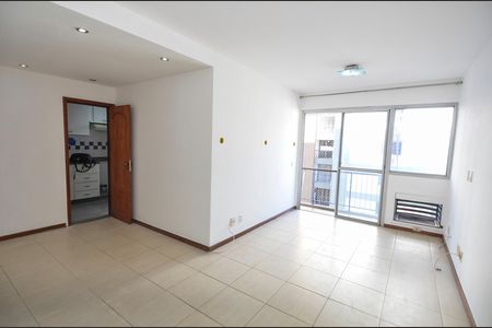 Apartamento para alugar com 88m², 2 quartos e 1 vaga Apartamento para alugar com 88m², 2 quartos e 1 vagaSala
