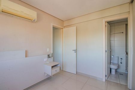 Suíte de apartamento à venda com 2 quartos, 52m² em Petrópolis, Porto Alegre