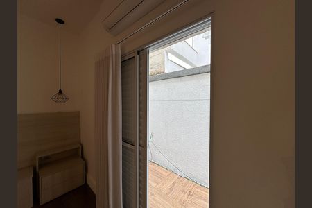 Casa de condomínio para alugar com 180m², 3 quartos e 4 vagasSuite 1