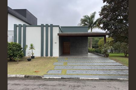 Casa de condomínio para alugar com 180m², 3 quartos e 4 vagasFachada