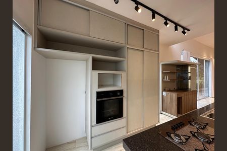 Casa de condomínio para alugar com 180m², 3 quartos e 4 vagasCozinha