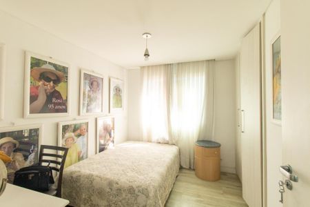 Apartamento à venda com 120m², 4 quartos e 2 vagas Apartamento à venda com 120m², 4 quartos e 2 vagasQuarto 1