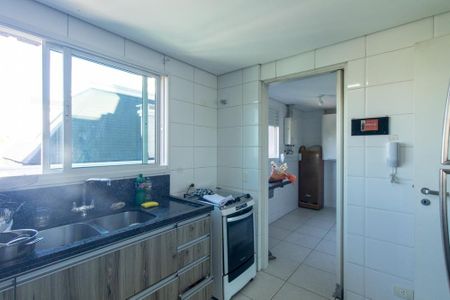 Apartamento à venda com 120m², 4 quartos e 2 vagas Apartamento à venda com 120m², 4 quartos e 2 vagasCozinha