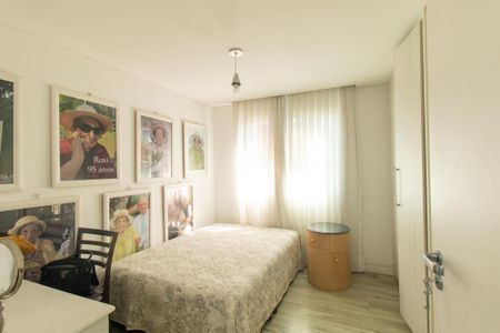 Apartamento à venda com 120m², 4 quartos e 2 vagas Apartamento à venda com 120m², 4 quartos e 2 vagasQuarto 1