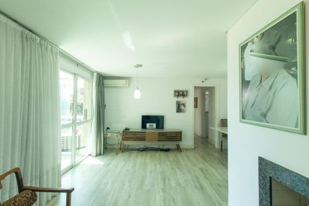 Apartamento à venda com 4 quartos, 120m² em Bacacheri, Curitiba