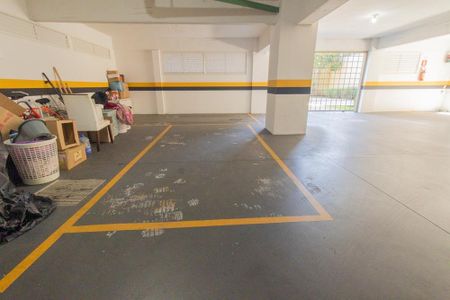 Garagem de apartamento à venda com 4 quartos, 120m² em Bacacheri, Curitiba