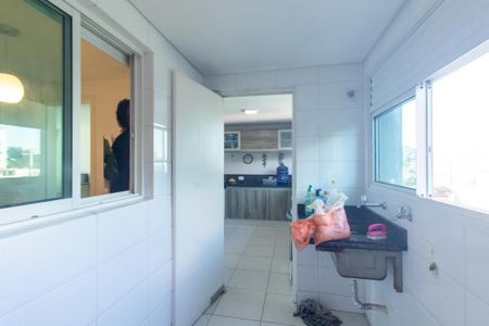 Apartamento à venda com 120m², 4 quartos e 2 vagas Apartamento à venda com 120m², 4 quartos e 2 vagasÁrea de Serviço
