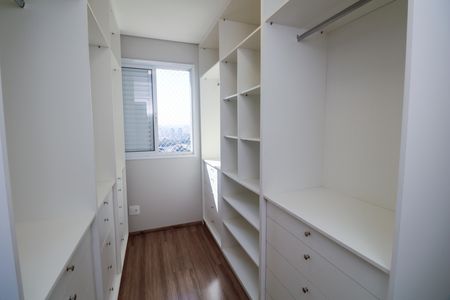 Apartamento para alugar com 78m², 3 quartos e 2 vagas Apartamento para alugar com 78m², 3 quartos e 2 vagasCloset