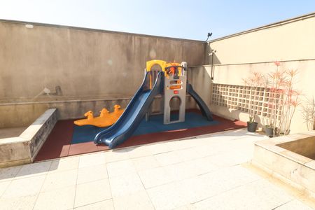 Apartamento para alugar com 78m², 3 quartos e 2 vagas Apartamento para alugar com 78m², 3 quartos e 2 vagasPlayground