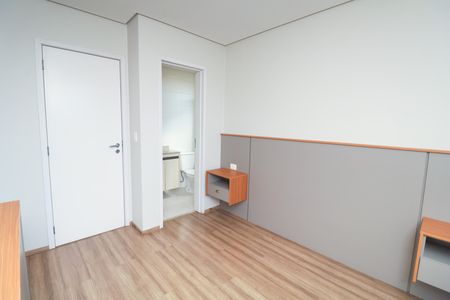 Apartamento para alugar com 78m², 3 quartos e 2 vagas Apartamento para alugar com 78m², 3 quartos e 2 vagasSuíte