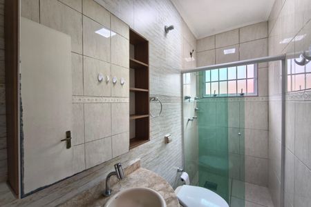 Casa à venda com 190m², 2 quartos e 4 vagas Casa à venda com 190m², 2 quartos e 4 vagasBanheiro