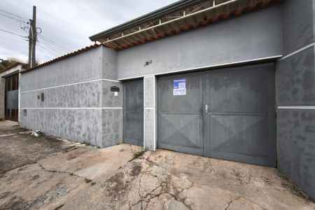 Fachada de casa à venda com 2 quartos, 190m² em Jardim Estoril, Campinas