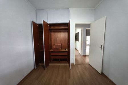 Casa à venda com 190m², 2 quartos e 4 vagas Casa à venda com 190m², 2 quartos e 4 vagasQuarto 1