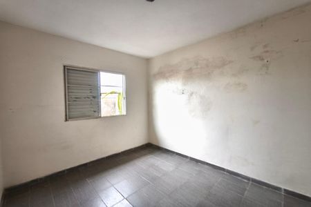 Casa à venda com 190m², 2 quartos e 4 vagas Casa à venda com 190m², 2 quartos e 4 vagasCasa 2 - Quarto