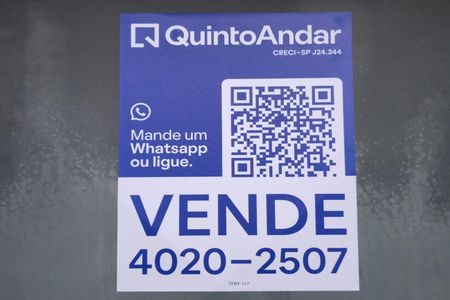 Casa à venda com 190m², 2 quartos e 4 vagas Casa à venda com 190m², 2 quartos e 4 vagasPLACA INSTALADA NO IMÓVEL