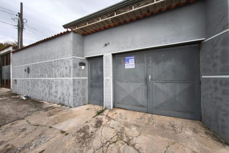PLACA INSTALADA NO IMÓVEL de casa à venda com 2 quartos, 190m² em Jardim Estoril, Campinas