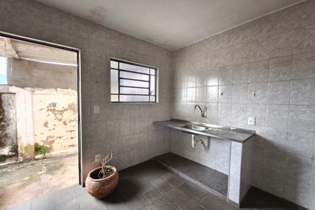 Casa à venda com 190m², 2 quartos e 4 vagas Casa à venda com 190m², 2 quartos e 4 vagasCasa 2 - Cozinha