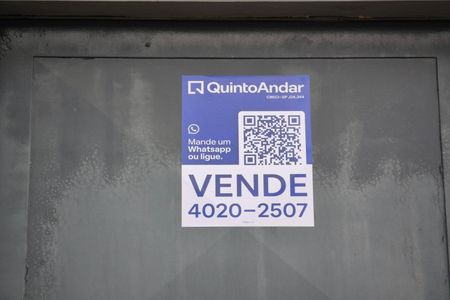 Casa à venda com 190m², 2 quartos e 4 vagas Casa à venda com 190m², 2 quartos e 4 vagasPLACA INSTALADA NO IMÓVEL