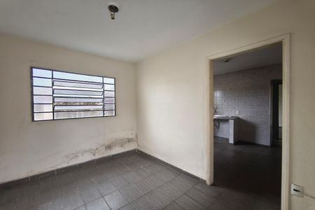 Casa à venda com 190m², 2 quartos e 4 vagas Casa à venda com 190m², 2 quartos e 4 vagasCasa 2 - Sala