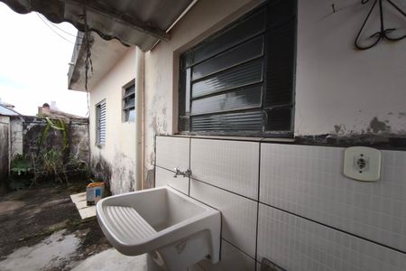 Casa à venda com 190m², 2 quartos e 4 vagas Casa à venda com 190m², 2 quartos e 4 vagasCasa 2 - Área de serviço