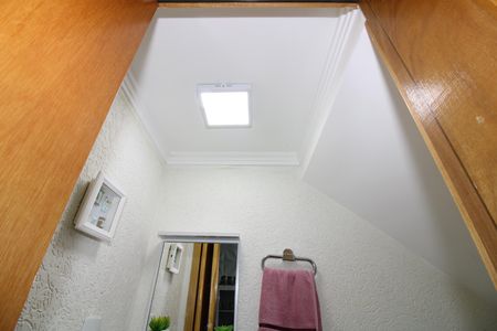 Casa de condomínio à venda com 65m², 2 quartos e 1 vagaLavabo