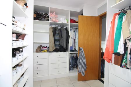 Casa de condomínio à venda com 65m², 2 quartos e 1 vagaSuíte 1