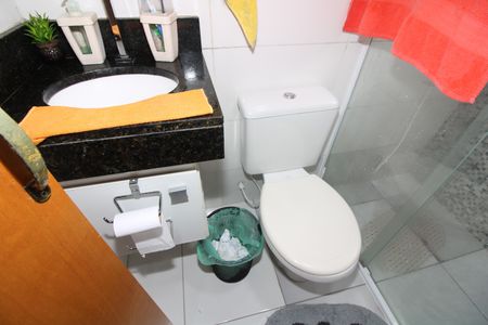Casa de condomínio à venda com 65m², 2 quartos e 1 vagaBanheiro da Suíte 2