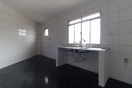 Casa para alugar com 160m², 3 quartos e sem vagaCozinha 