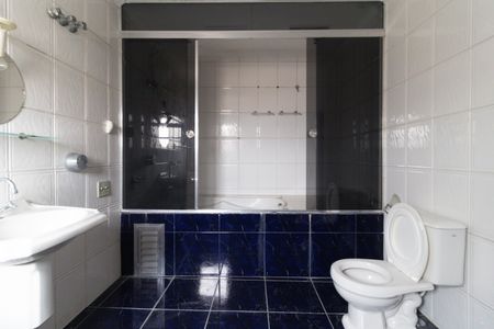 Casa para alugar com 160m², 3 quartos e sem vagaBanheiro da Suíte 1