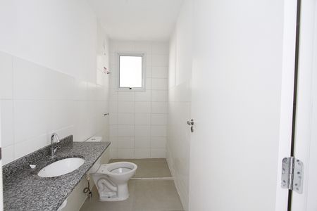 Apartamento à venda com 67m², 3 quartos e 2 vagasBanheiro Social