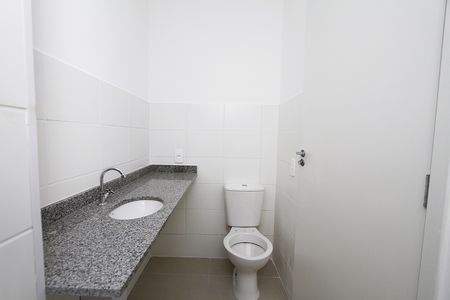 Apartamento à venda com 67m², 3 quartos e 2 vagasBanheiro da Suíte