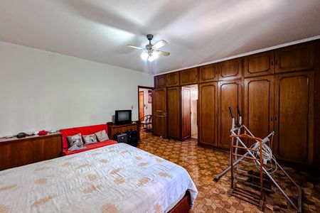 Casa para alugar com 235m², 3 quartos e 6 vagas Casa para alugar com 235m², 3 quartos e 6 vagasQuarto 1 - Suíte