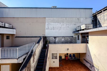 Casa para alugar com 235m², 3 quartos e 6 vagas Casa para alugar com 235m², 3 quartos e 6 vagasVista do Quarto 2