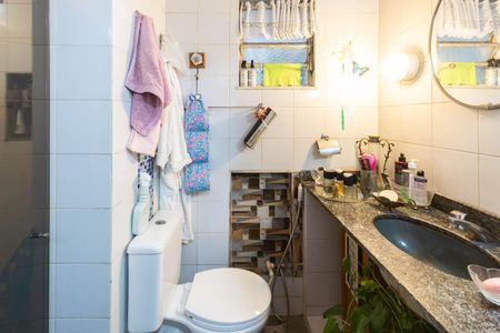 Casa à venda com 118m², 2 quartos e 1 vagaBanheiro