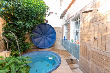 Casa à venda com 118m², 2 quartos e 1 vagaQuintal