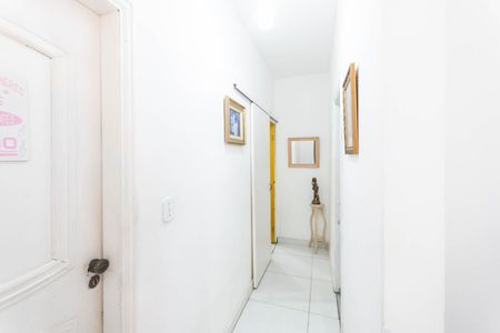 Casa à venda com 118m², 2 quartos e 1 vagaCorredor